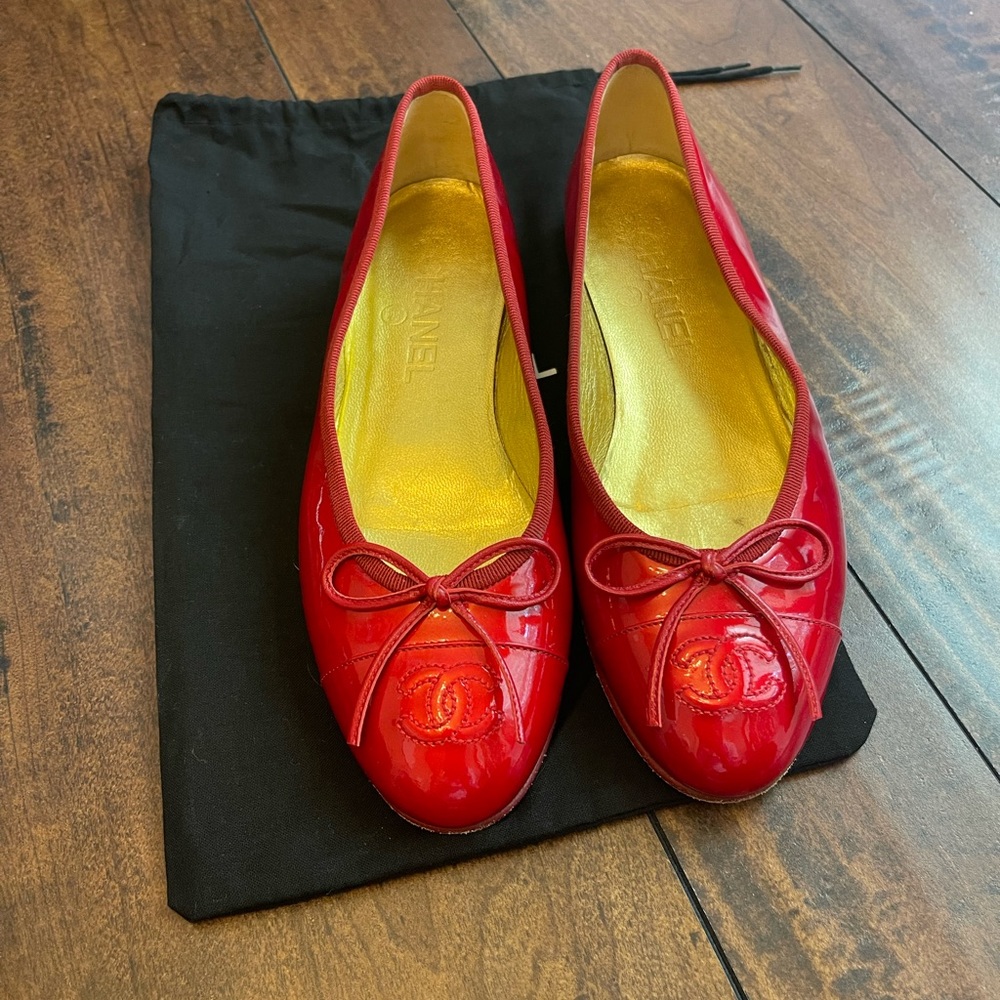 Chanel ballet flats